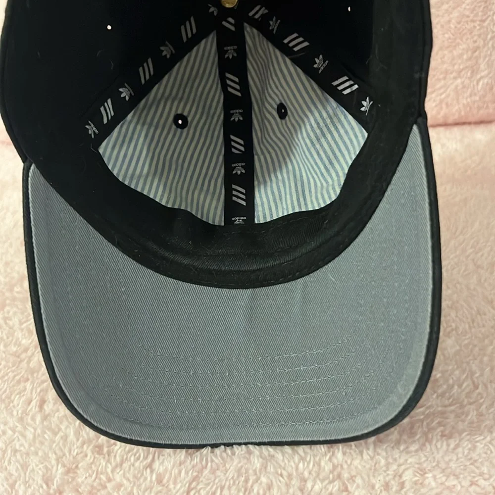 Adidas Logo Baseball Hat - Picture 9 of 9